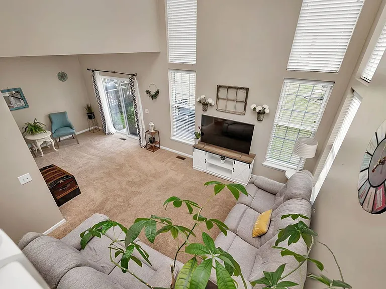 2173 Rossiter Pkwy — Photo 10