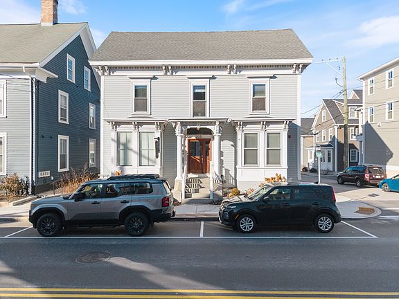 2nd image of 303 Islington St #4
