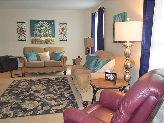 3rd image of 4526 Cedarwood Ct
