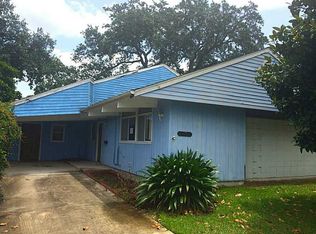 2821 Haring Rd, Metairie, LA 70006