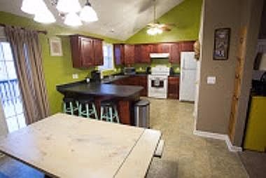 2nd image of 105 Denton Ct