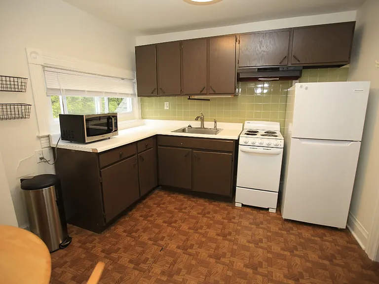 602 Monroe St #602-4 — Photo 31