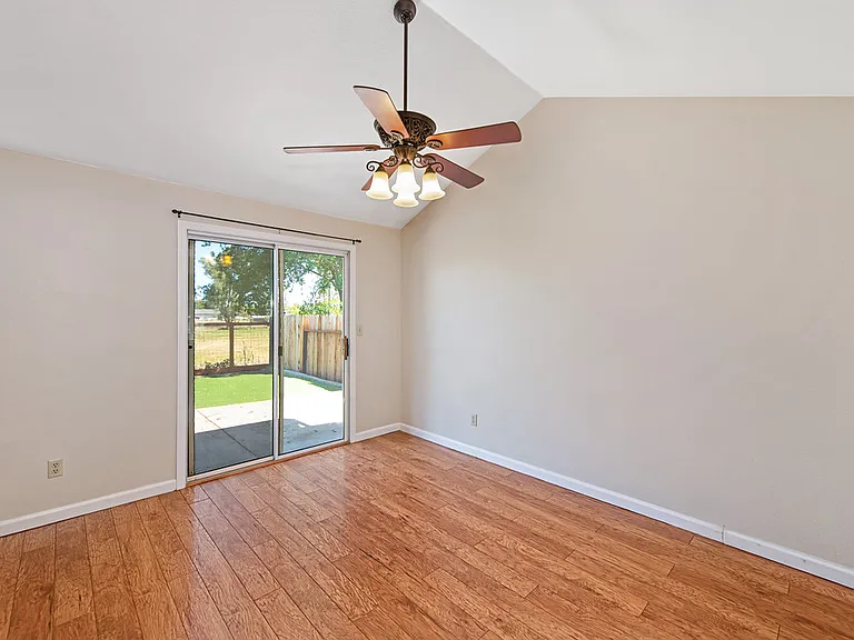 7337 Little Acorn Way — Photo 14