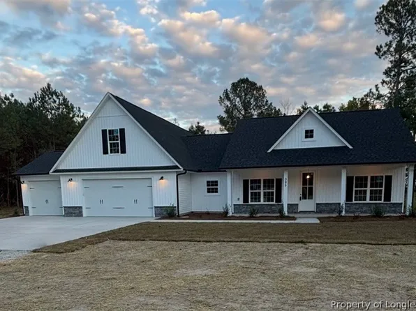 26640 Peach Orchard Rd, Wagram, NC 28396
