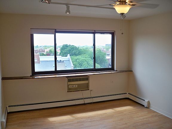 4th image of 607 W Wrightwood Ave APT 805