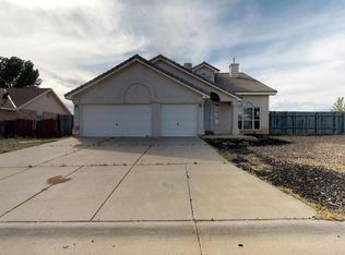 41 Juniper Ave, Los Lunas, NM 87031