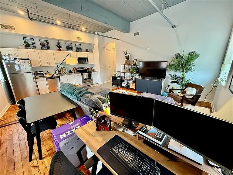 212 45th St #3-B — Photo 11
