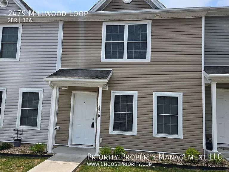 2479 Millwood Loop — Photo 1