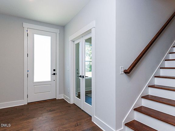 4th image of 285 Parkland Dr