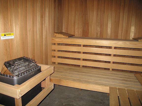 5th image of 615 Blossom Hill Rd APT 9