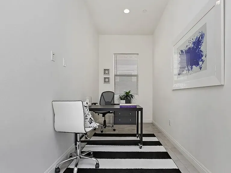 50888 Cereza — Photo 10