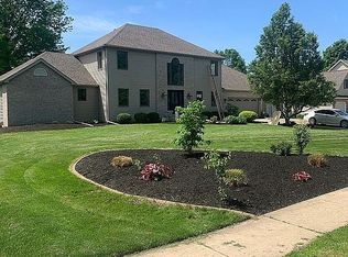 703 E South Mahomet Rd, Mahomet, IL 61853