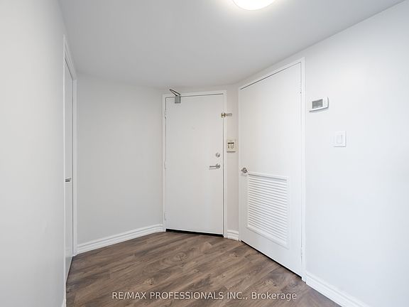 5th image of 1333 Bloor St #1204