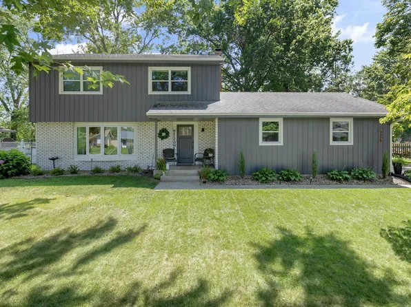 3329 Calumet Ave, Elkhart, IN 46514