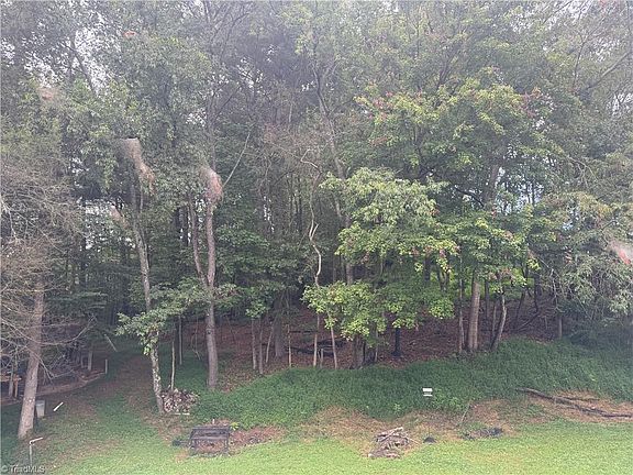 4th image of 752 Osborne Sunset Dr