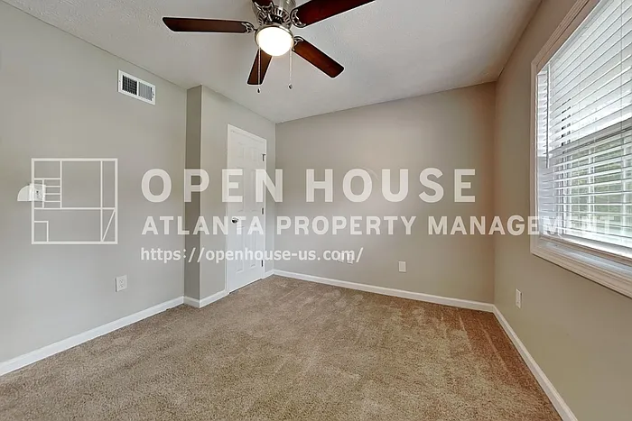 21 Leighs Grove Way — Photo 14