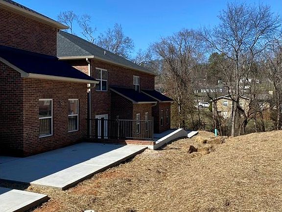 5th image of 1336 Gatewood Ln #1338
