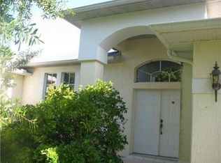 6060 NW Relief Ct, Port Saint Lucie, FL 34983