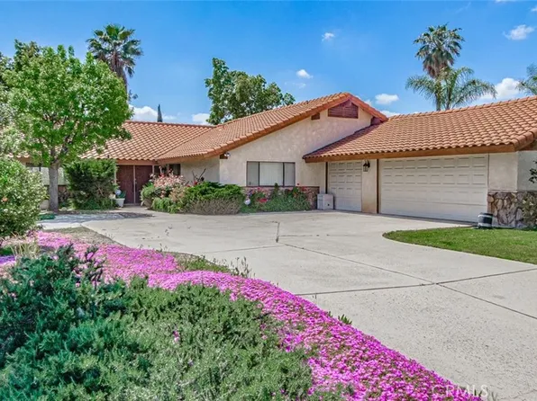 12129 Vista De Cerros Dr, Moreno Valley, CA 92555