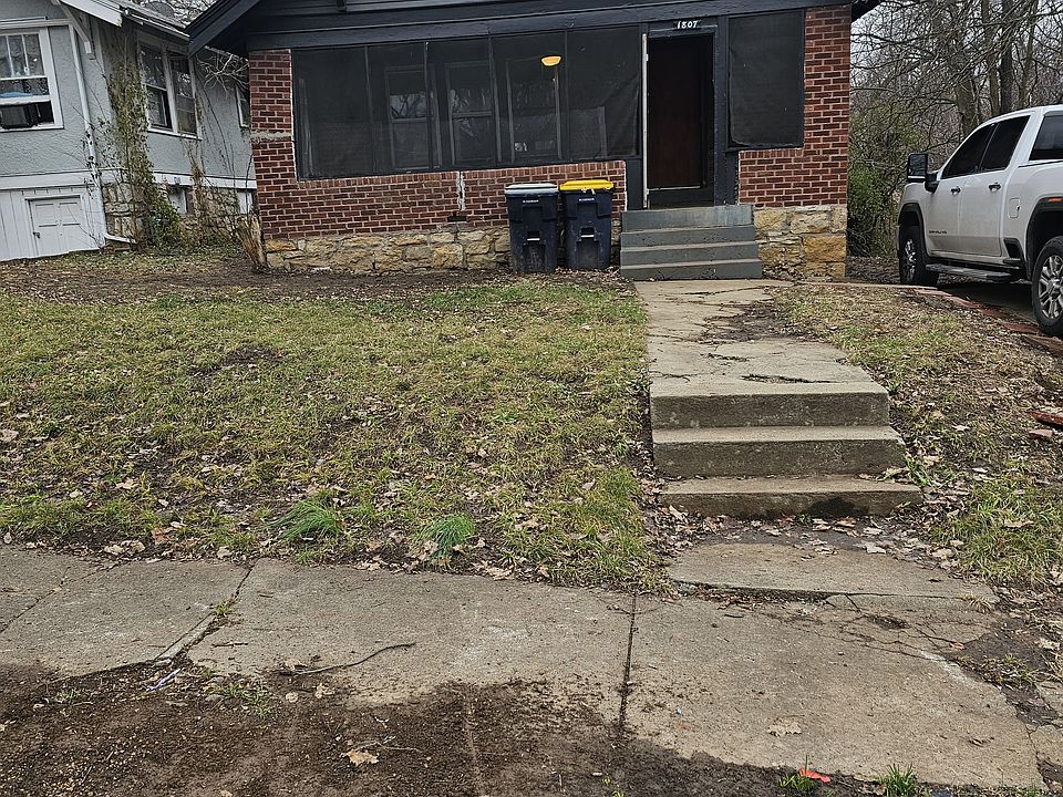 1st image of 1807 E 67th Ter
