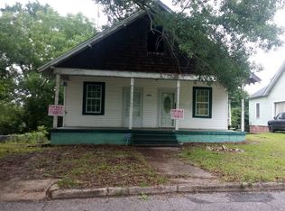 209 S 11th St, Lanett, AL 36863