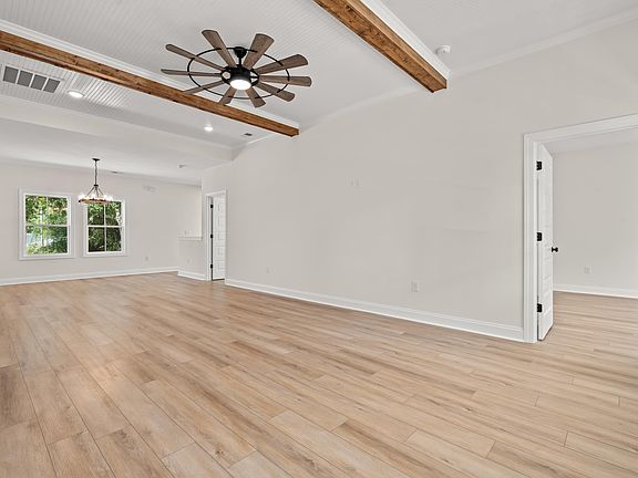 4th image of 2426 Park St. #B