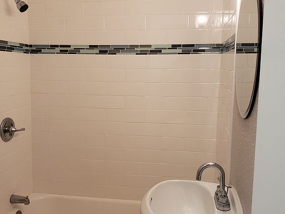 4th image of 602 Euclid Ave #3004-1/4