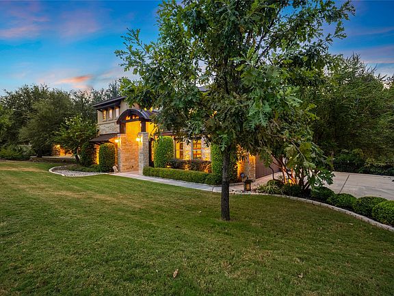 3rd image of 2719 Springwood Ln