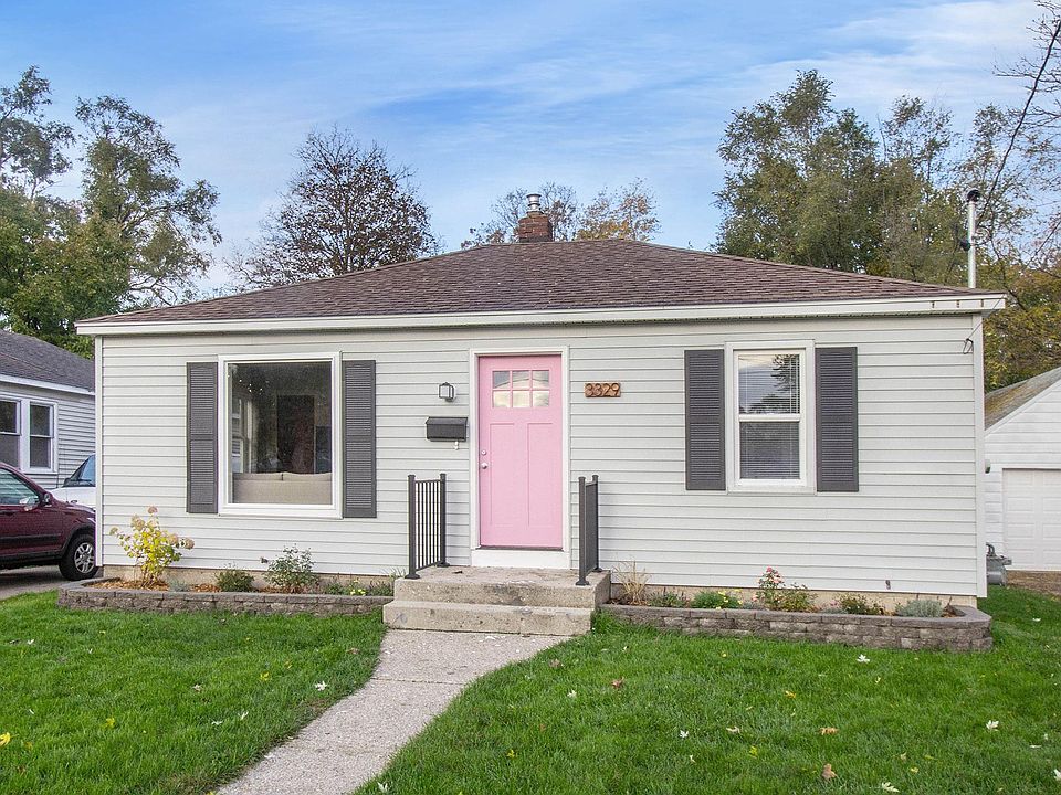 1st image of 3329 Hillcroft Ave SW
