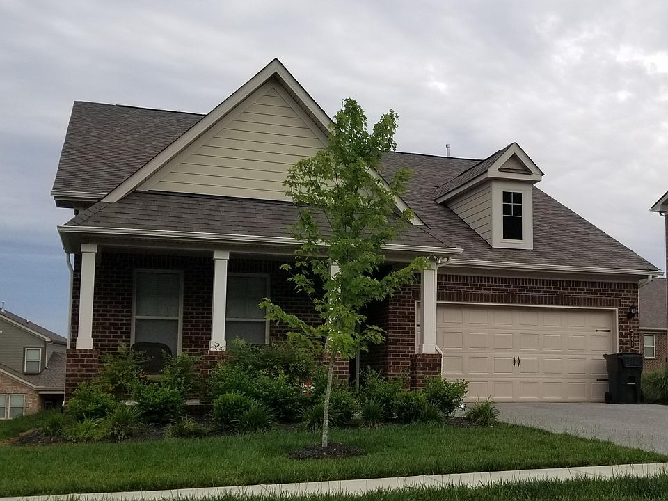 1st image of 268 Blackthorn Ln