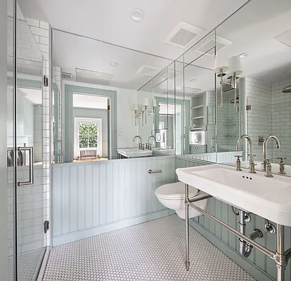 Sold by Compass | media 19