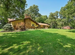 2312 Murray Rd, Woodstock, IL 60098