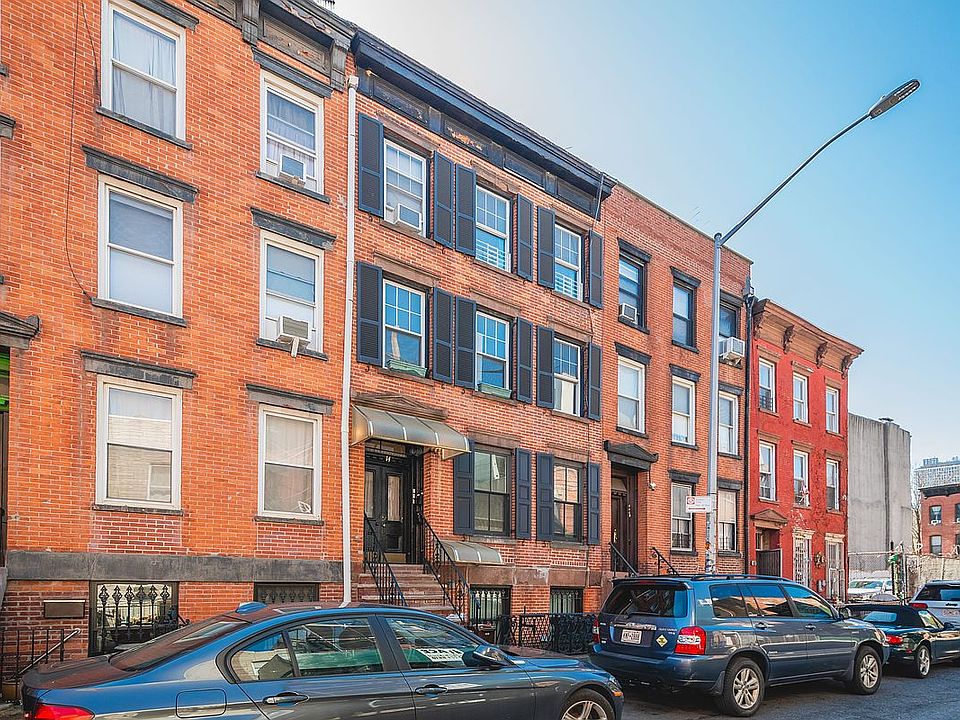 1st image of 14 Fillmore Pl