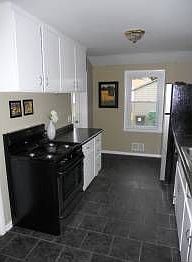 5th image of 2923 Hillsboro Ave S