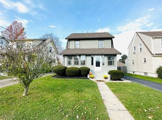 11 E Parkcliff Ave, Struthers, OH