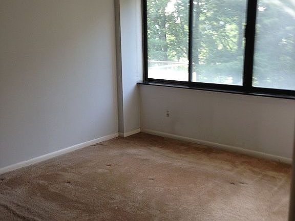 3rd image of 6301 Stevenson Ave APT 510