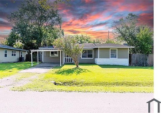 2nd image of 217 Cedar Dr
