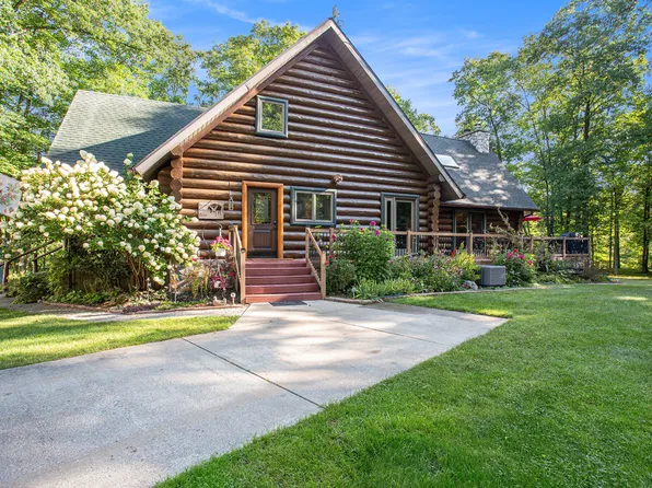 14249 Seventeen Mile Rd NE, Gowen, MI 49326