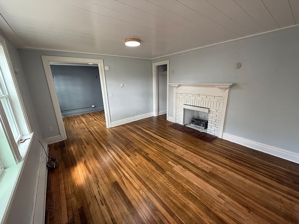1st image of 32-34 Clinton Ave #C