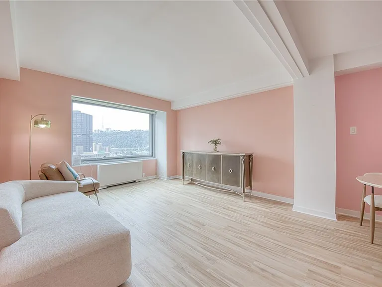 320 Fort Duquesne Blvd #16B — Photo 21