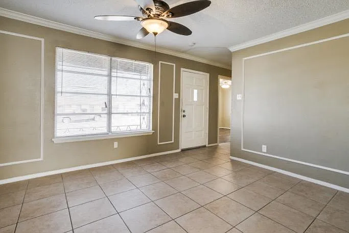830 E Linda Dr — Photo 9