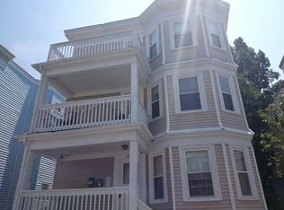 18 Cameron St, Dorchester, MA 02125