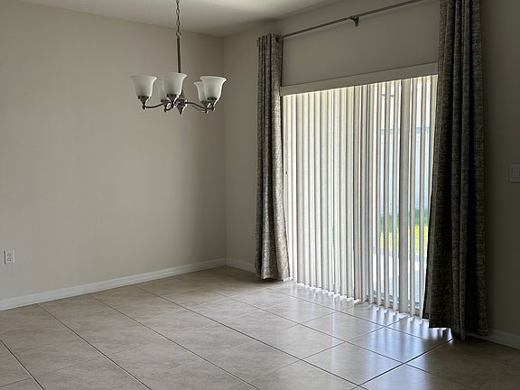 3rd image of 5373 Hickory Downs Way