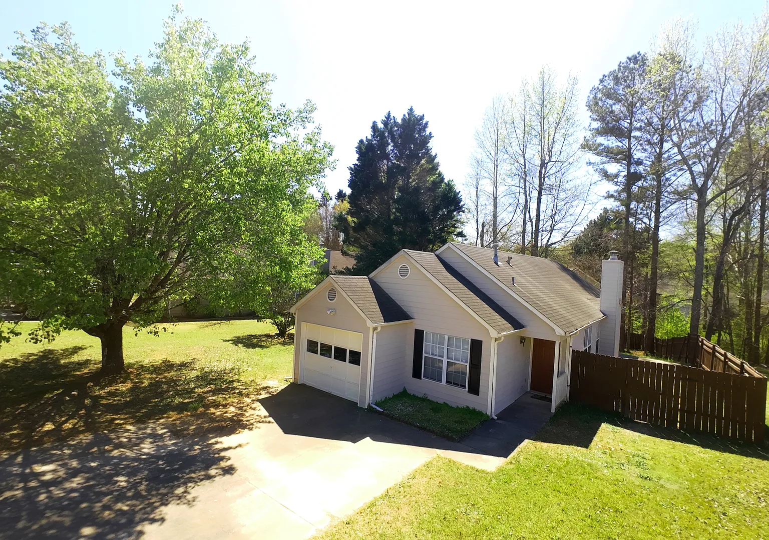 1297 Waterton Trail — Photo 1