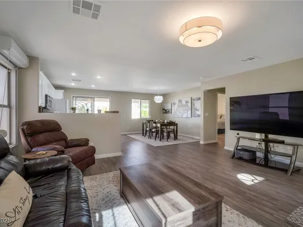 1076 Blue Sands Ct, Henderson, NV 89011