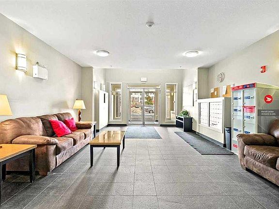 4th image of 10 Auburn Bay Line SE #202