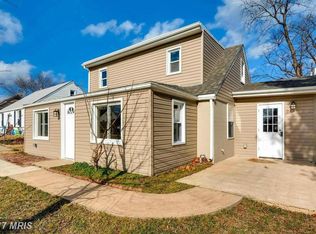 3121 Baybriar Rd, Dundalk, MD 21222