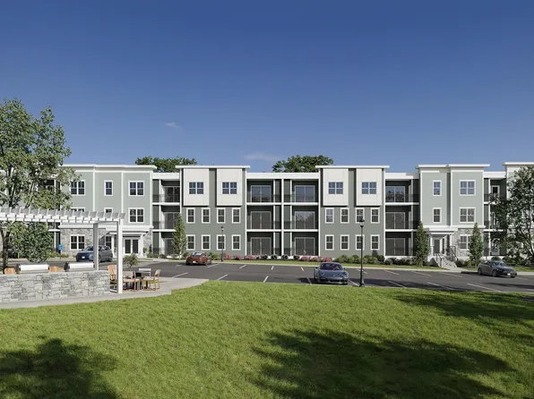 7 Green St Unit 1308, Shrewsbury, MA 01545