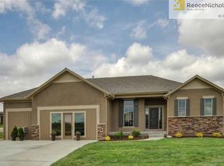 19436 W 200th Ter, Spring Hill, KS 66083