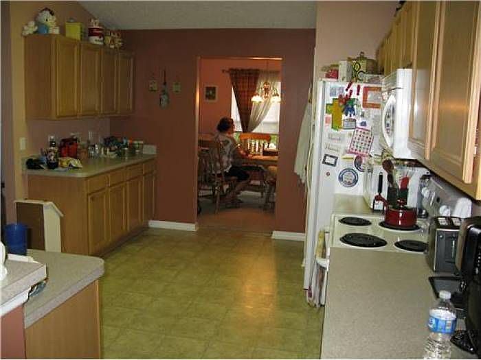 2nd image of 2114 SW Janette Ave